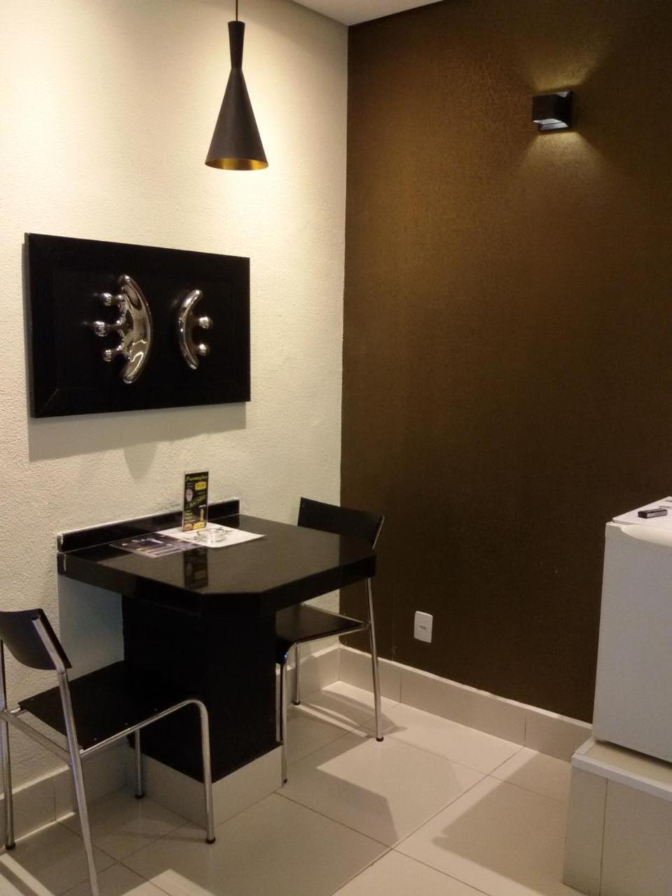 Dallas Hotel do amor Londrina